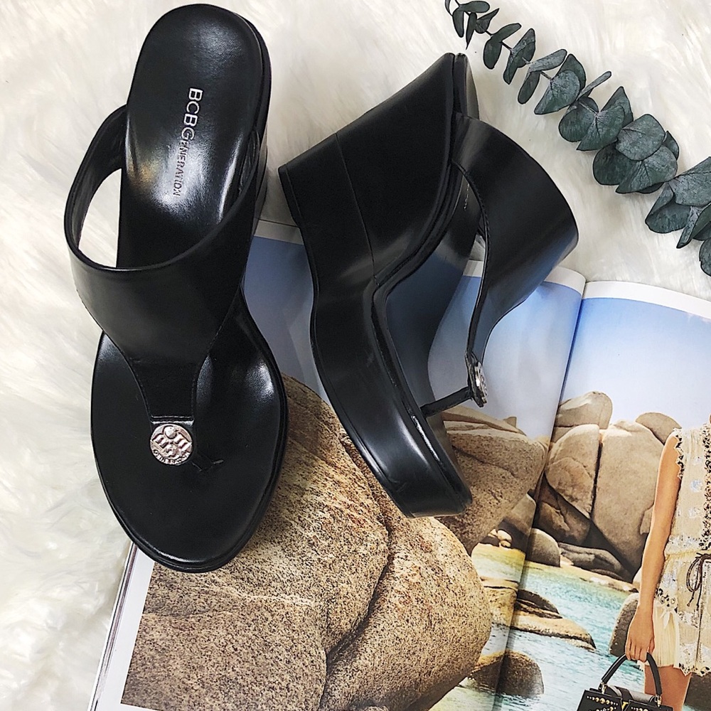 BCBGeneration Queenie Platform Wedge Thong Sandals